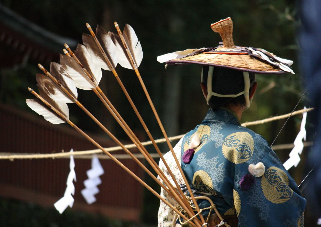 Yabusame íjász a Shuki taisai fesztiválon Nikkóban, Japán