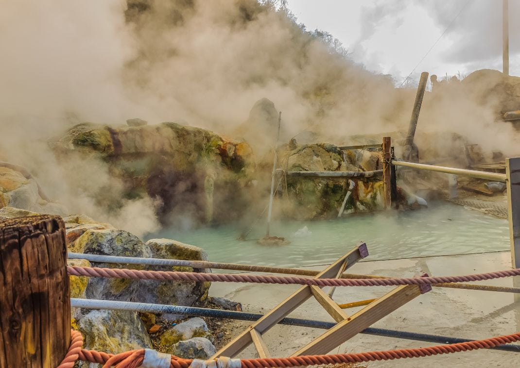wakudani kénes forró forrás az Asinoko-tó közelében, Hakone, Japán