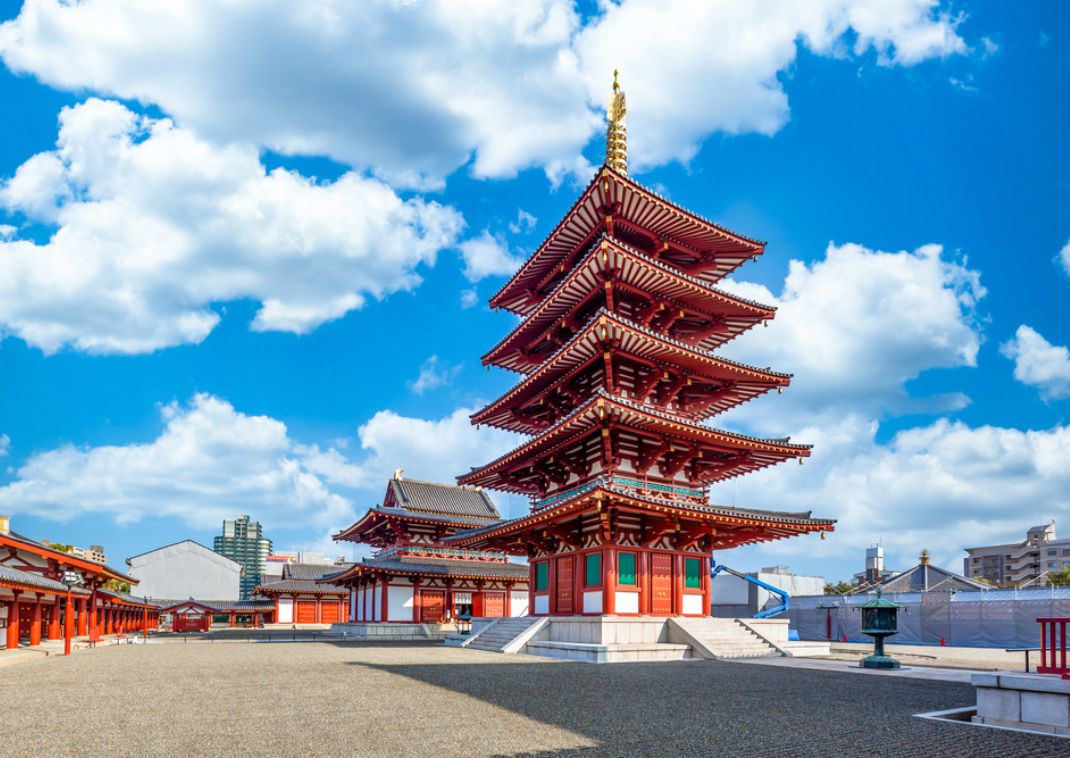 Shitenno buddhista templom, Oszaka.