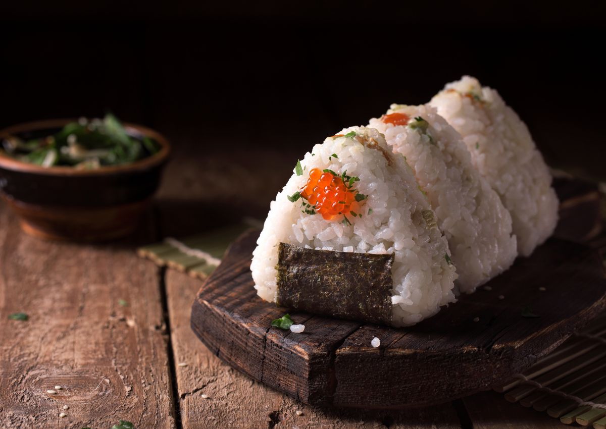 Különböző ízesítésű japán rizsgombócok