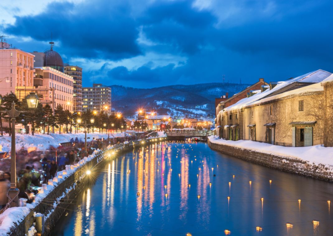 Otaru Hófesztivál és a kivilágított Otaru-csatorna