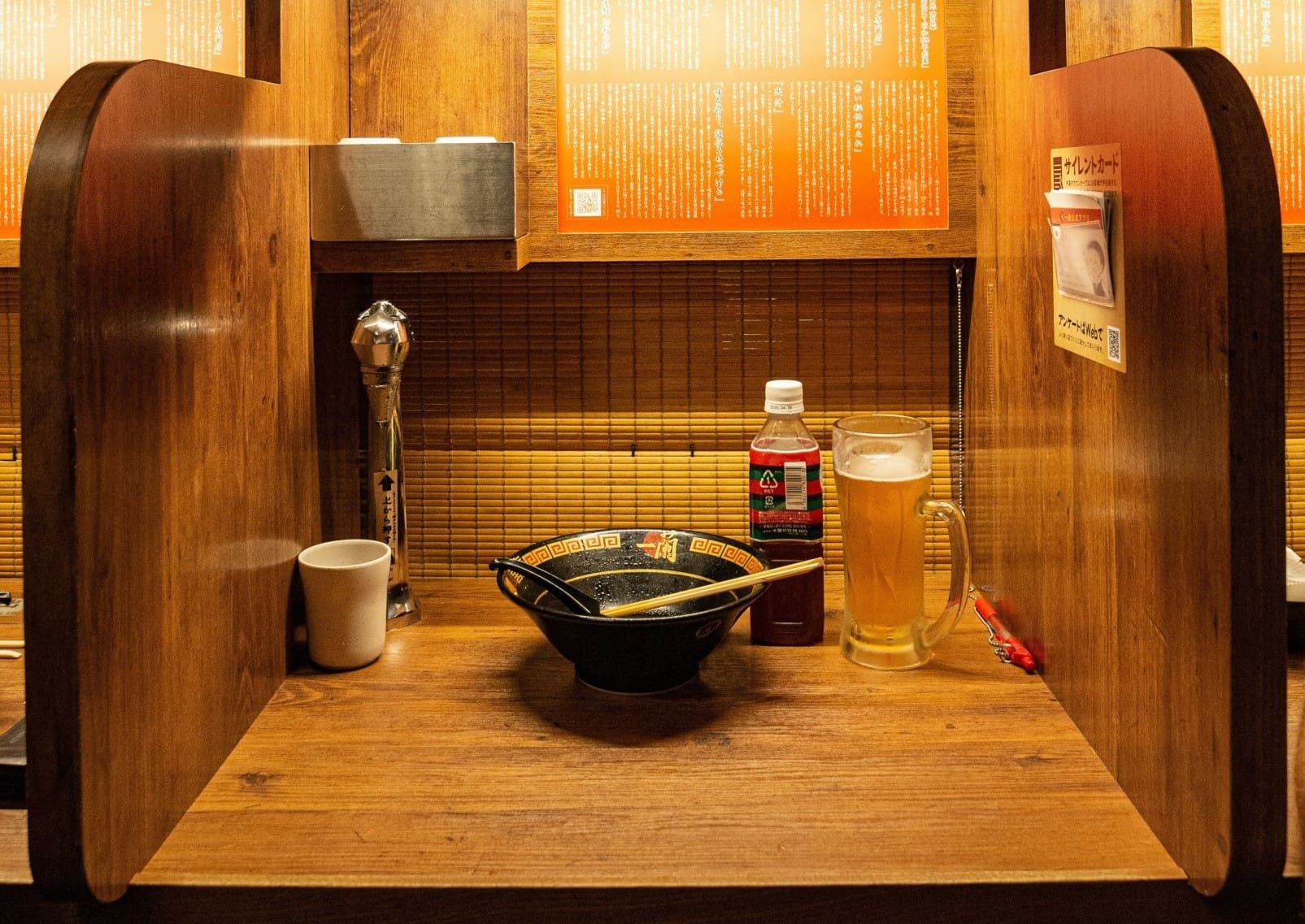 Egyszemélyes rámenező Japánban