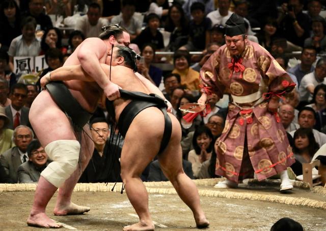 Hakuho, a nyugdíjas szumós teljesítménye: 5 Guiness Világrekordot döntött meg