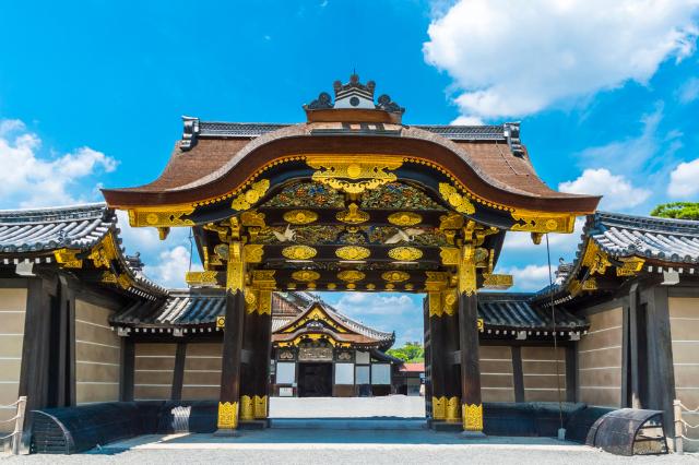 A Nijo Kastély bejárata, Kiotó