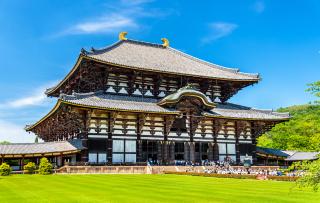 Todai-ji templom Narában, hatalmas bronz Buddha szoborral