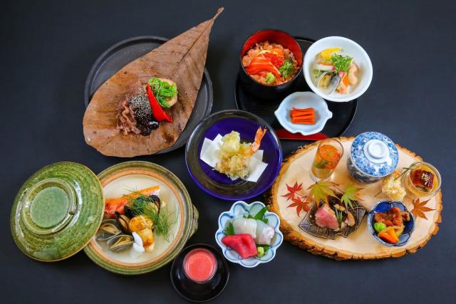 Szezonális kaiseki vacsora egy rjokanban