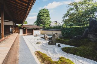 Zen sziklakert a Daitokuji templomban, Kiotóban