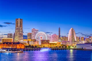 Yokohama esti fényekben