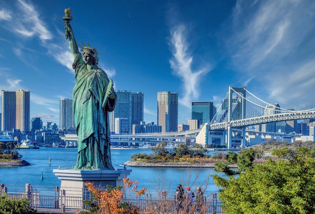 Odaiba-sziget és Szivárvány-híd, Tokió