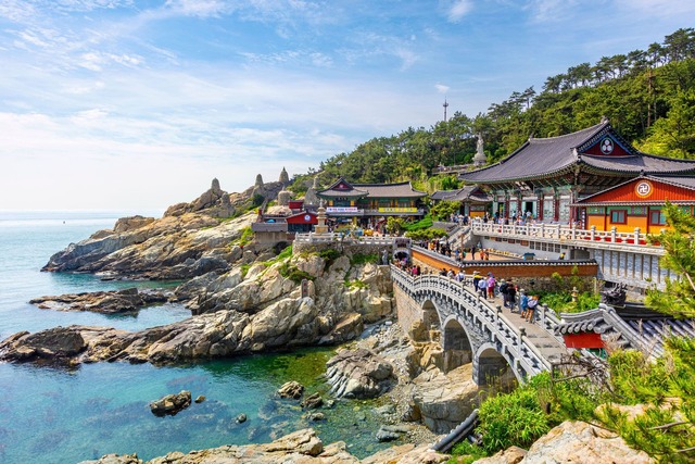 A Haedong Yonggungsa templom, Busan, Dél-Korea 