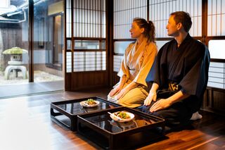 Meghitt nyugalom egy hagyományos japán ryokanban