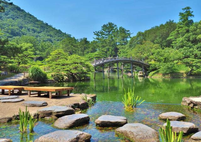 Engetsukyo híd, Ritsurin kert, Takamatsu