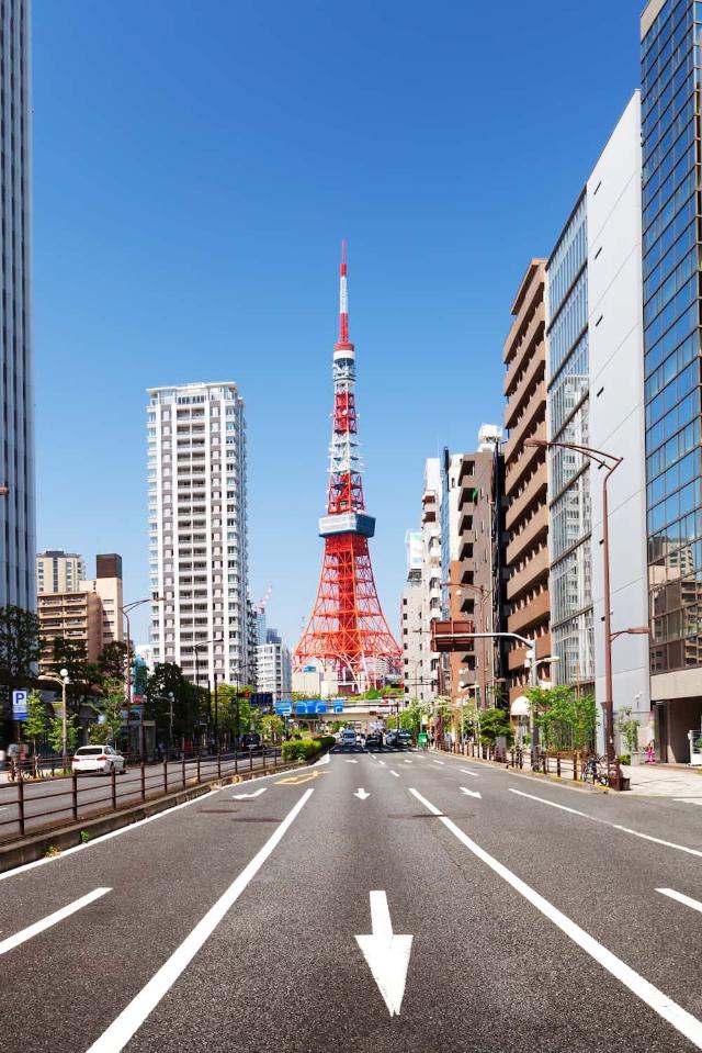 Út a Tokiói toronytól Shiba Koen, Minato, Tokió, Japán