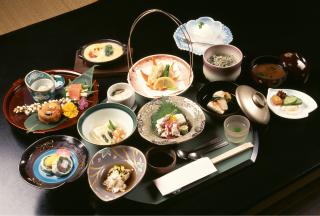 Kaiszeki vacsora egy ryokan-ban