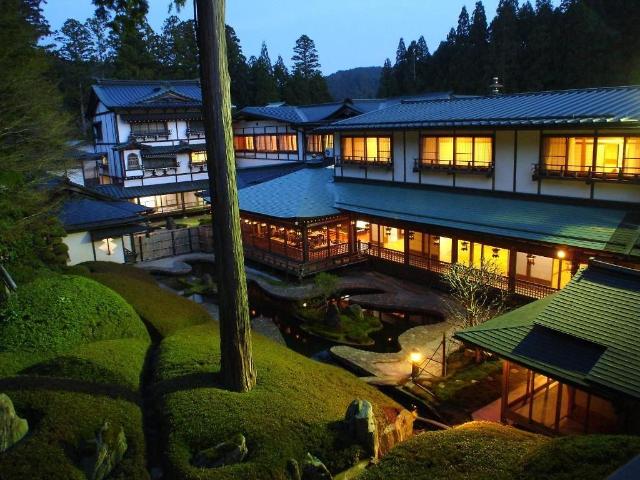 Koyasan Fukuchiin templom szállás kert